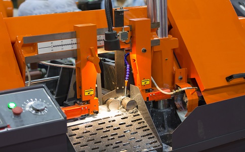 柳南龙门带锯床具备哪些优点？